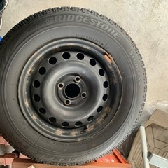 受渡し予定者決定済　7〜8分山！スタッドレス　ブリジストンVRX 185 70 R14 4本セットの画像