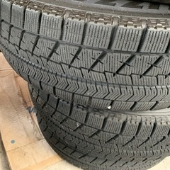 受渡し予定者決定済　7〜8分山！スタッドレス　ブリジストンVRX 185 70 R14 4本セットの画像