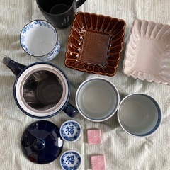 LAKOLE 他　急須　湯飲み　マグカップ　箸置き　器　セット