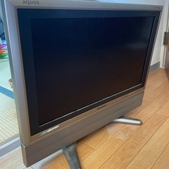 ジャンク品　シャープのテレビ　20インチくらい