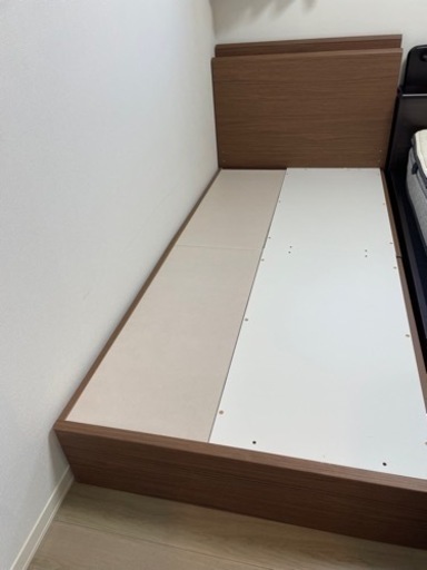 値下げしました！✳︎2月引取り可能な方限定！✳︎シングルベッドフレーム&マットレス　〜ニトリ〜