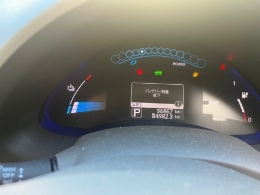 日産リーフ