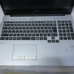 FUJITSU/ AH90/X FMVA90X / 15.6型液晶ノートPCの画像