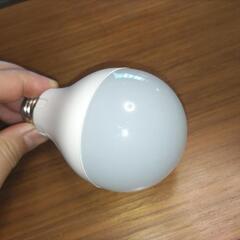 LED電球 LEDレーダーセンサーライト 人感LED電球 消費7...