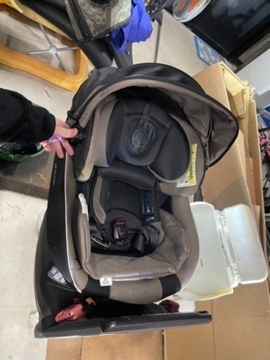 コンビネルーム ISOFIX NF-700 チャイルドシート