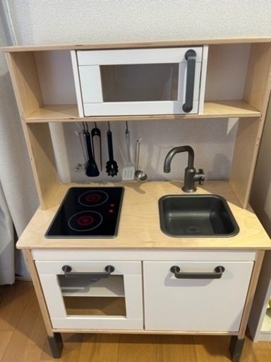 IKEA DUKTIG ドゥクティグ　おままごとキッチン