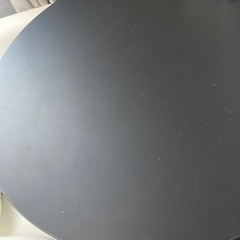 ★半額以下★IKEA 丸テーブル 黒の画像