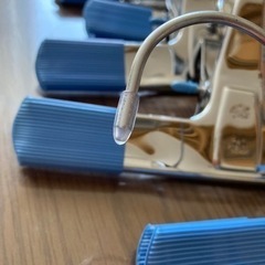 スカート、スラックスクリップハンガー　6本の画像