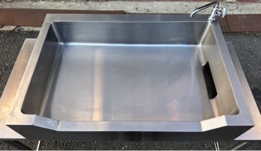 美品 業務用 特注品 蛇口付き ステンレス 置き型シンク 台下シンク ペットシンク 幅965X奥行600X高さ200 船形シンク 厨房