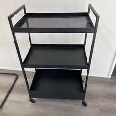 ワゴン IKEA お話中