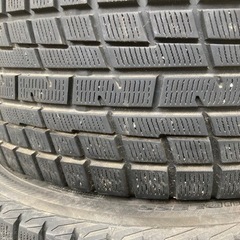 タイヤ　4本セットの画像