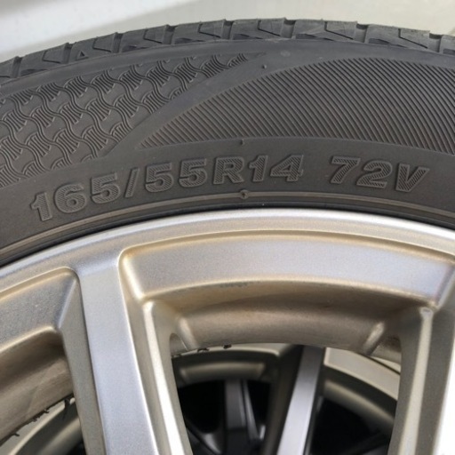 アルミタイヤ　165\55R14 72v