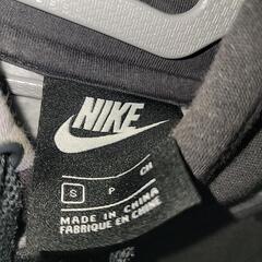 NIKEパーカー   Sサイズの画像
