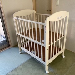 カトージ　ベビーベッド　ミニタイプ 