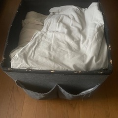 収納スツールの画像