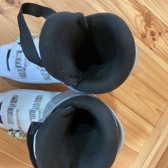 22.5cm スキー靴　アトミックの画像