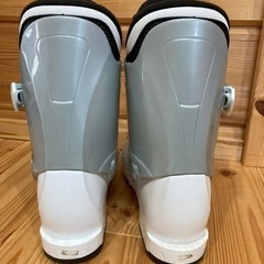 22.5cm スキー靴　アトミックの画像