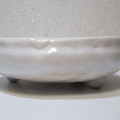 未使用☆花器？陶器製 脚あり 貫入(ひび割れ模様) 詳細不明の画像