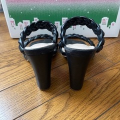 SHEIN 23.5-24cmの画像