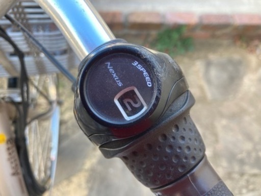 ブリヂストン　電動アシスト自転車　タイヤ新品