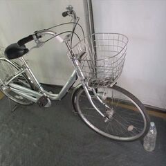 Ｄ233　★限定特価　整備済み★ブリヂストン　カルーサ　シルバー　LEDオート　3段変速★ 中古自転車 【26インチ 】 (*^▽^*)の画像