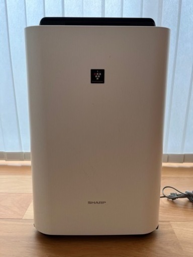 SHARP 2015年　空気清浄機　KC-F50 美品