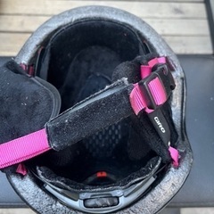 GIRO ヘルメット  スキー、自転車に！キッズM/Lサイズの画像