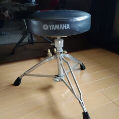 ヤマハ製、楽器用イス（DS840）、ピアノやエレクトーンなどに