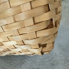 【無料】天然素材のカゴ　大きめの画像