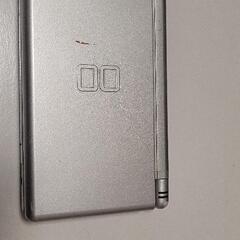 Nintendo DS  シルバー ソフトおまけ付きの画像