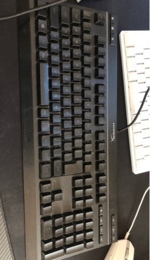 HyperX ゲーミングキーボード