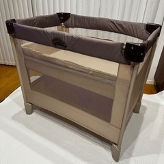 【Aplica】アプリカ＊ベビーベッド＊美品＊持ち運び可＊収納袋有