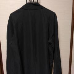 men's・Sサイズ・薄手黒コートの画像