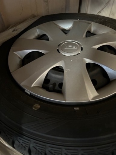 スタッドレスタイヤ　ダンロップ　145 80r13
