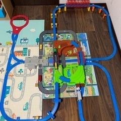 おもちゃ プラレール トーマスおでかけバッグ完全版＋おまけつき