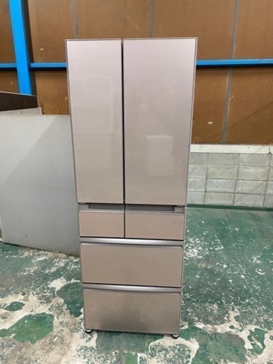 冷蔵庫　三菱　2016年製　ファミリーサイズ　少し汚れあり