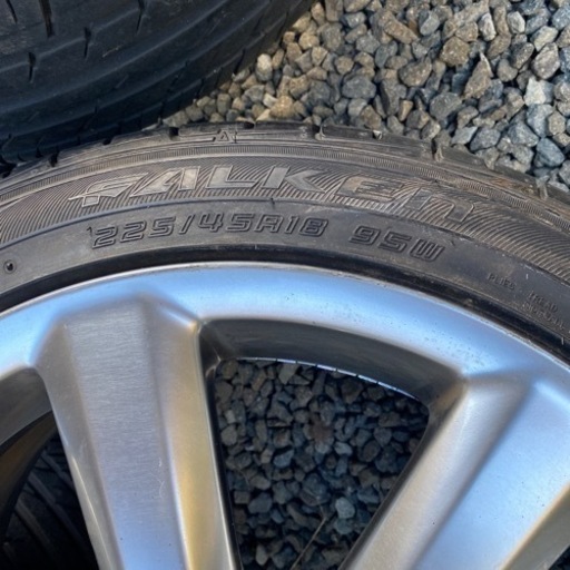 クラウン　アルミホイール　5穴　純正　タイヤFALKEN 225/45r18 95w zix ze914