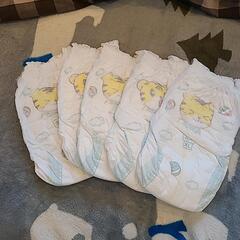 パンパースオムツ　XL サイズ5枚