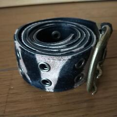 スェードベルトトラ模様柄の画像