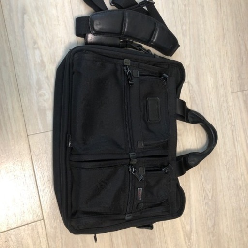 確約済み⭐︎TUMI ビジネスバッグ　ショルダーベルト付き