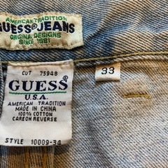 GUESS 短パンジーンズの画像