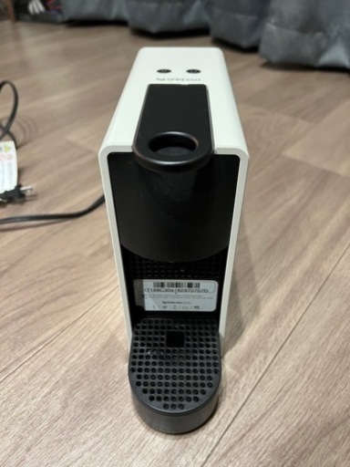ネスプレッソ　カプセルコーヒーメーカー