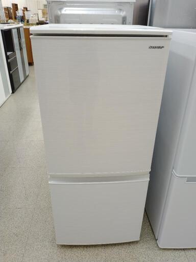 SHARP 冷蔵庫 19年製 137L    TJ2702