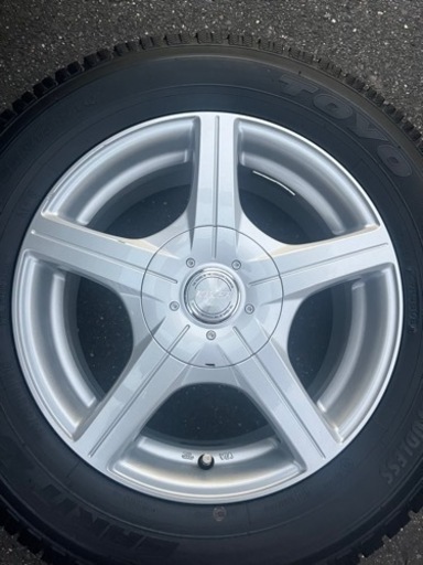 15インチスタッドレスタイヤ