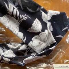【値下げしました‼️】新品 LAVA SUKALA ヘアバンド フローラルプリント（フリーサイズ）の画像