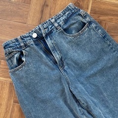 新品 デニム 定価7,000〜8,000円の画像
