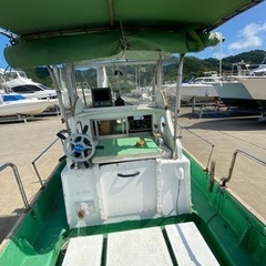 小型漁船