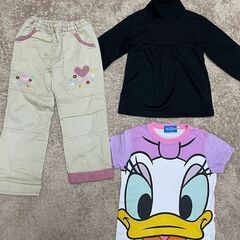 100サイズ　女の子用　ブランド子供服他　すみっコぐらし　新品未使用　ディズニー　デイジー　ａｎｙＦＡＭ　ＨＵＳＨＵＳＨ　１００サイズの画像
