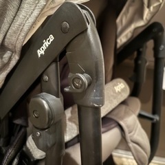 アップリカ ルンルンコンパクト A型ベビーカーの画像