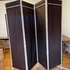 【無料】パーテーション　茶色の画像